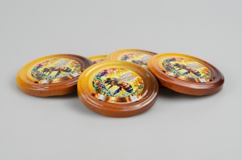 Zakrętki fi 82 do miodu Pszczoła witraż 3.4 op. 100 sztuk